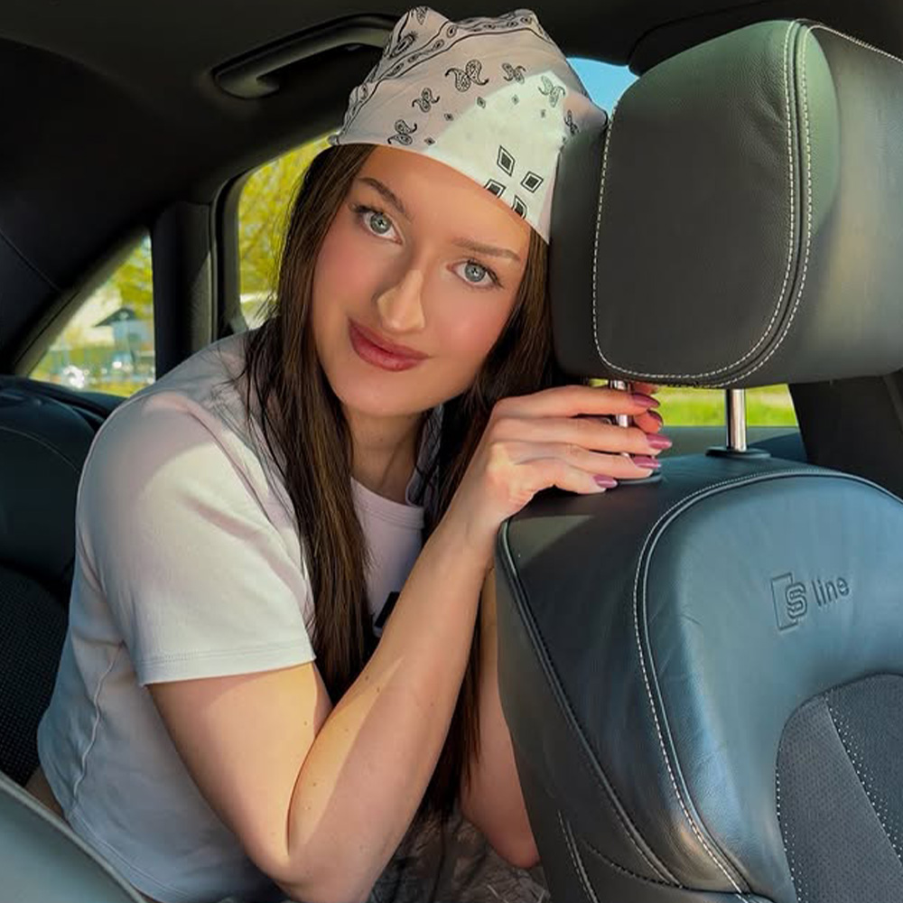 Amelie Fleur – kreative Persönlichkeit mit Humor bei VikaModels