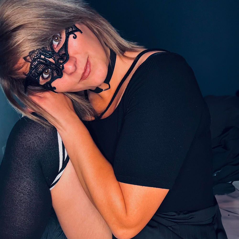Mara Mai – humorvolle und authentische Persönlichkeit bei VikaModels