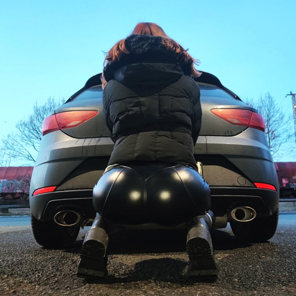 Skylar Sweet – neugierige Creatorin mit Freude an neuen Erfahrungen bei VikaModels